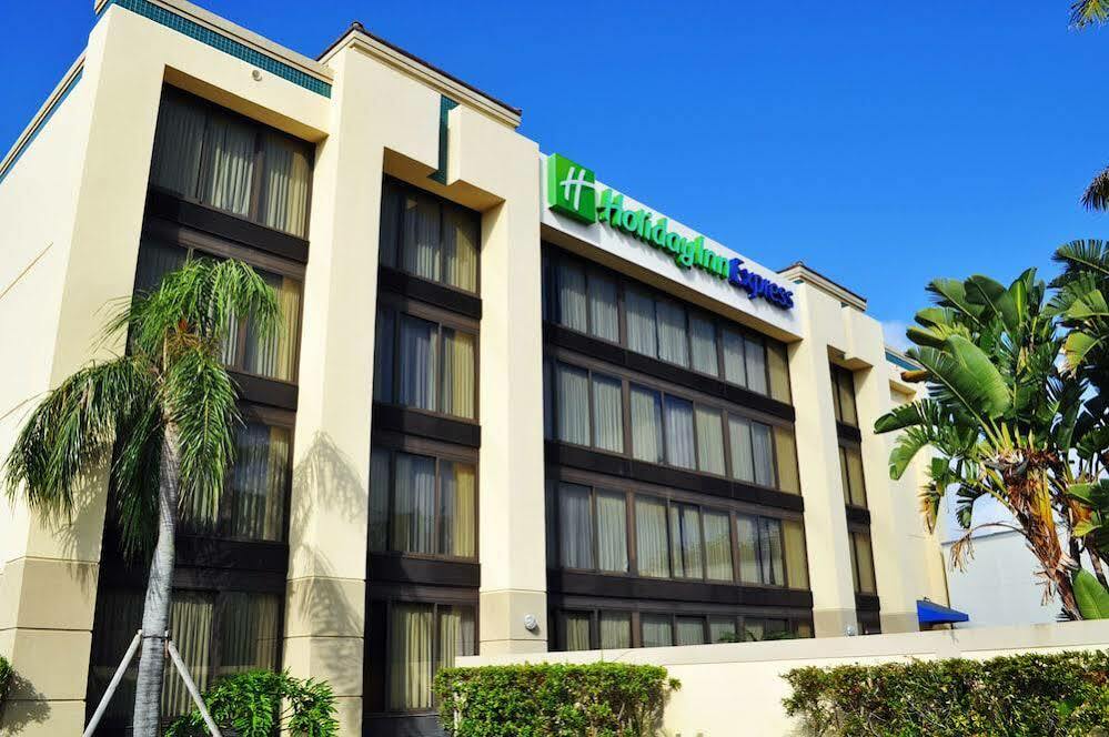 Holiday Inn Express Boca Raton - West By Ihg Екстер'єр фото