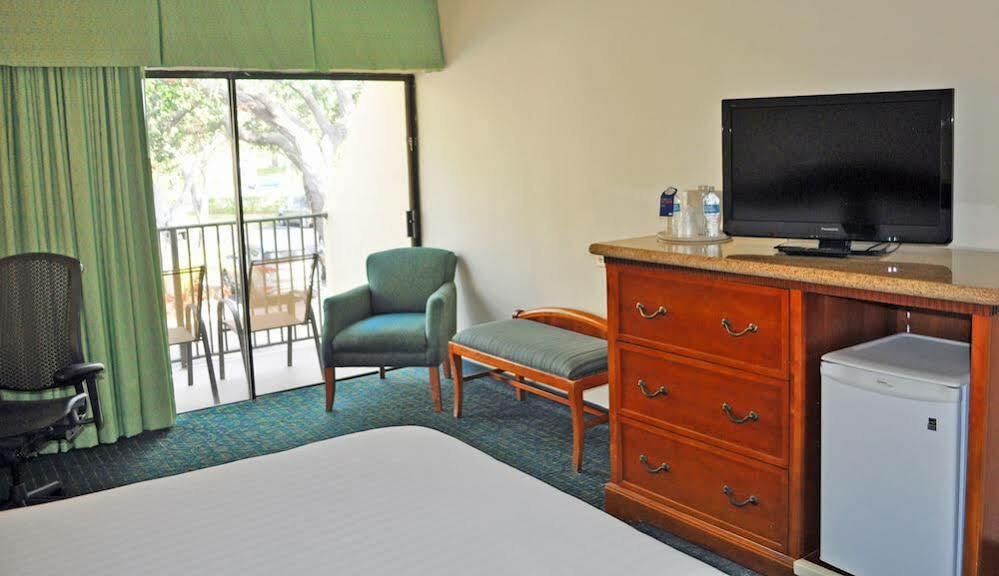 Holiday Inn Express Boca Raton - West By Ihg Екстер'єр фото